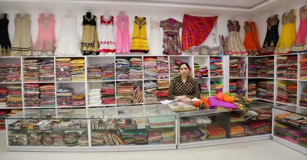 कपड़ा बिजनेस के लिए wholesale market से माल खरीदना